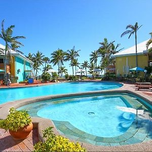 Whitsunstays - The Resort By The Sea